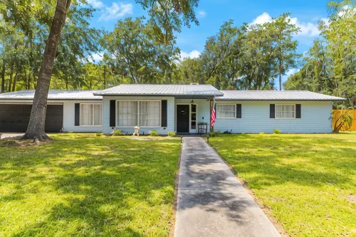 Northwood Estate, 15min from UF, sleeps 9, recently renovated! - Bungalows