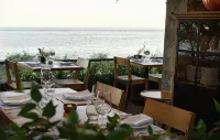 Charco Hotel - breakfast