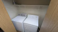 Large 2-Bedroom Lower Unit with Fast WI-FI & in Unit Washer/Dryer