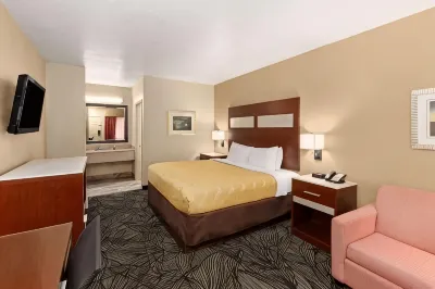 Hotel Oxford, a Travelodge by Wyndham Hotels near Vaught-Hemingway Stadium