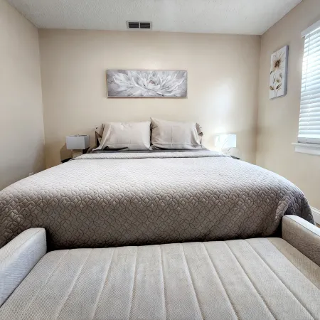 Toria Suites 920
