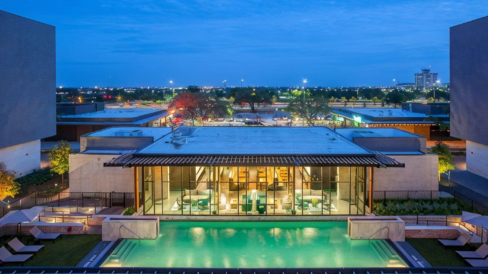 The George, by Valencia Hotel Collection