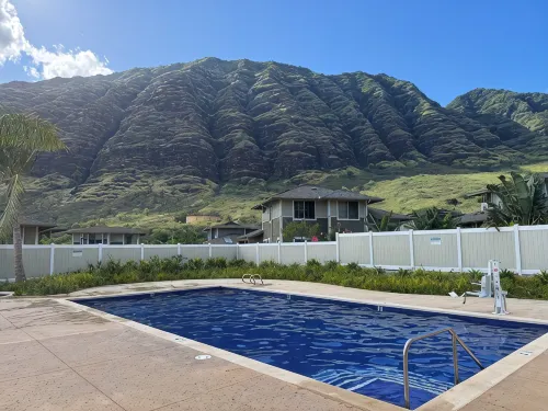 Spacious 4-bedroom house 5 minutes from beach - Wifi