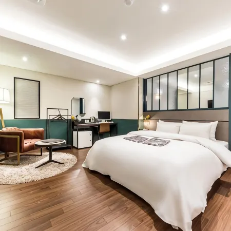 Style Hotel Отели рядом с достопримечательностью «Станция метро Isu»