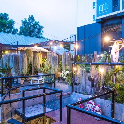The Quarter Wutthakat Hotels near BTS-Wutthakat