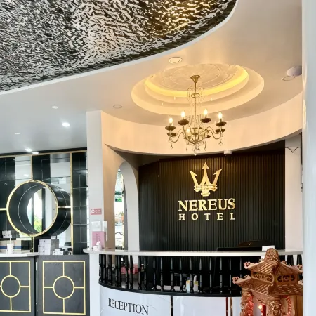 Nereus Hotel Отели рядом с достопримечательностью «Пляж Анхай»