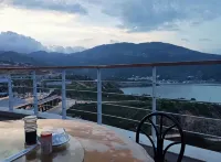 Langliwan Seafood Building B&B - إطلالة على البحر