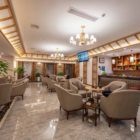 Green Land Hotel