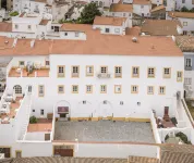 Noble House Essence Évora - by Unlock Hotels โรงแรมใน