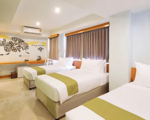 باترا بوتيك هوتل Hotels near براتونام