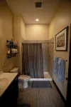 Downtown Cozy Castlerock Suite - Boutique