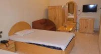 Hotel Reliance