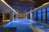 Hilton Bursa Convention Center & Spa - Pool
