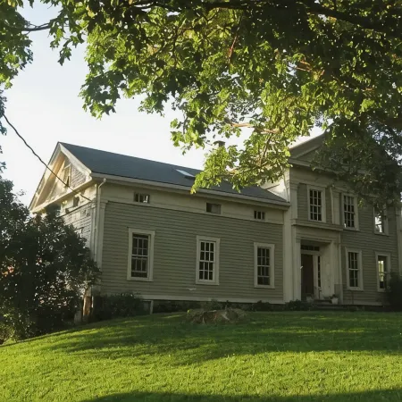 Farm Stay in Catskills Farmhouse Suite