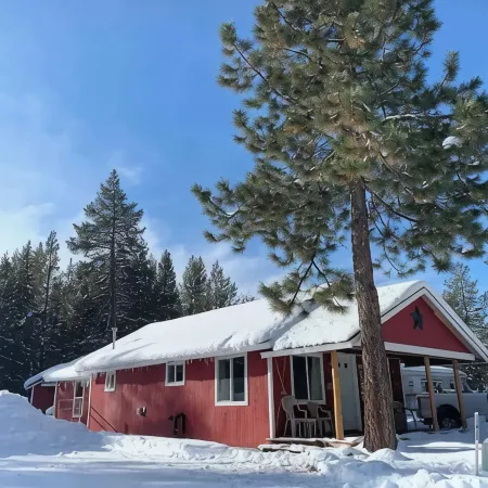 Crescent Cabin by Lakes & Rivers