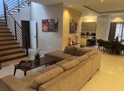 [STVR Unit Certificate Number : 2025-003] - RuRu Haus Spacious,Cozy Entire Haus