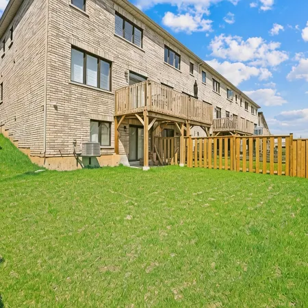 Cozy home minutes from Niagara Falls