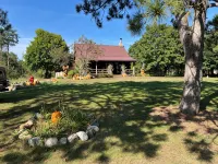 3 BR Cabin on 80 Acres with Hiking, ATV, Horse Trails WiFi, AC, Fishing Pond - Chalets