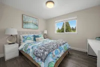 Luxury 8 beds Villa with Private Heated Pool & Resort Amenities