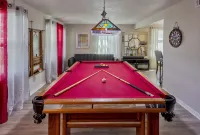 Waterfront Resort with screened HEATED POOL nestled in secluded Tampa Shores! - Homestays