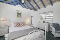 Grace Bay Beach Ocean Villas, Bougainvillea Villa. Rated #1 On Trip Advisor. - 3-Star