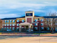 Candlewood Suites Beachwood - Cleveland by IHG - parking