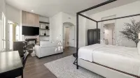 Manor Retreat - Pool, Spa & Pickleball Villa in Paradise Valley - Wifi