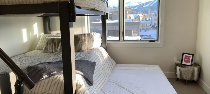 Stunning BRAND NEW Luxury condo in heart of downtown WP on the top floor Hotels in Winter Park