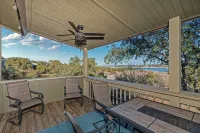 Cozy Waterfront/Amazing Views/"Paradise Point" in Point Venture!