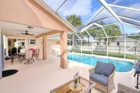 Private Pool Oasis-Close to Beaches! - 4-Star