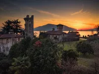 La Maison Du Lac Iseo - apt B Các khách sạn ở Predore