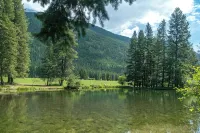 Elkhorn Cabin at Columbia Mountain Ranch near Glacier National Park - Feriehus