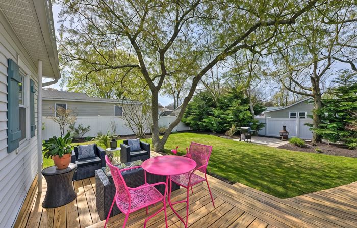 NEW LISTING!!! Holiday By the Bay