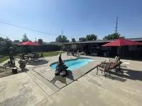 Tulare’s RARE FIND with a pool! Located in the Heart of California’s farmlands! - Pools