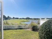 Beautiful Villa in the Heart of Florida's Friendliest Active Adult Community