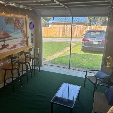 Marblehead Family Lake Cottage - 3 bedroom