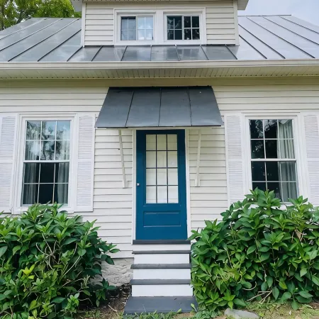 Cozy Country Getaway in the Heart of Upperville