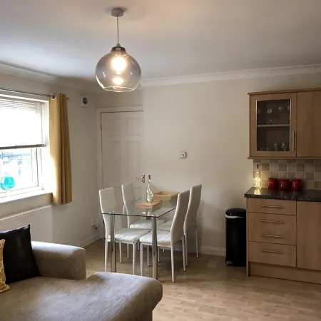 Apartment gem in Harrogate, gateway to The Dales. Pet-friendly!