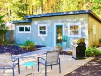 Stylish Douglas Retreat - Steps from Dunes Resort! Hotels in Douglas