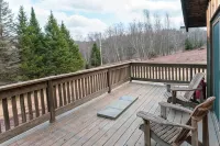 Cozy Catskills Chalet