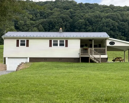 The Cottage at Lick Creek Hotels in Smyth County