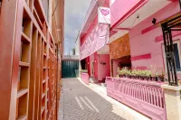 Pinky Guest House
