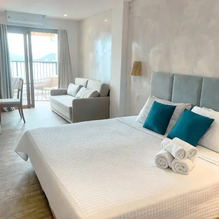 Catalina Hotel