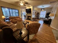 Serenity Springs Nature Escape Propane Heated Pool Home - Homestays