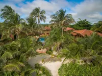 Coco Caye Villa, Private 2 bedroom Beachfront Villa, Balcony,Pool- Gold Standard -  Privatzimmer
