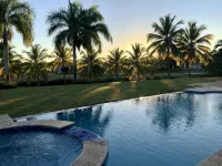 Luxury Private 5-bedroom Villa in Casa de Campo, Fully Staffed, Two Golf Carts - С бассейном