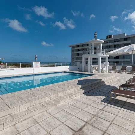 Miami Beach Luxury Condo On South Beach (Suite 303)