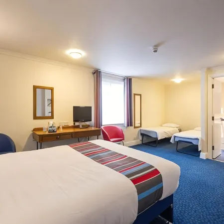 Travelodge Northampton Wootton