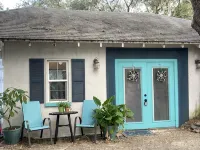 Ozona Guesthouse! 3 Blocks to Pinellas Trail, Brewery, Eats, & Dog Friendly! - 3 stjerner