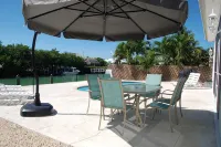 Beautiful Home in Key Colony Beach! Private Pool. Dock. Tiki Hut - 4-Star